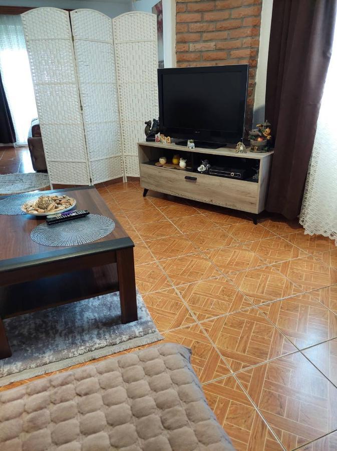Apartmani Jovan Ulcinj Exteriör bild