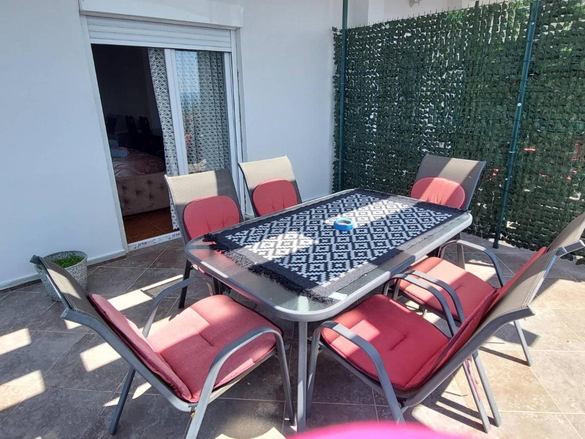 Apartmani Jovan Ulcinj Exteriör bild