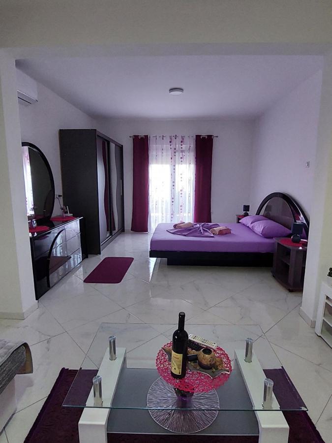 Apartmani Jovan Ulcinj Exteriör bild